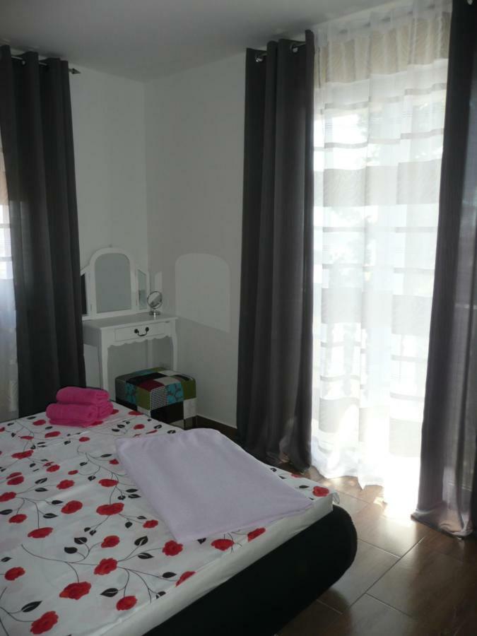 Apartments Rafaela Barbat na Rabu Exterior foto